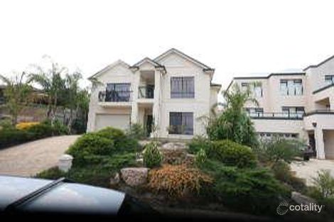 32 Lighthouse Dr, Hallett Cove, SA 5158