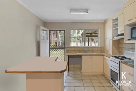 Property photo of 43 Cinderella Drive Springwood QLD 4127