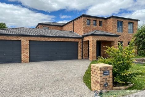Property photo of 8 St Remy Court Narre Warren South VIC 3805