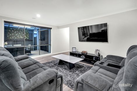 Property photo of 49 Kinglake Crescent Craigieburn VIC 3064