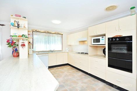 Property photo of 16 Yakaloo Crescent Forresters Beach NSW 2260