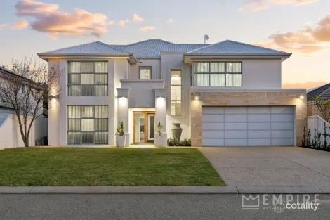8 Sandford Ave, Lake Coogee, WA 6166