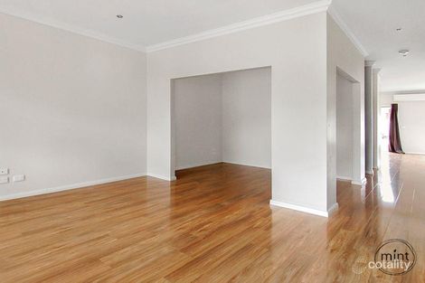 Property photo of 2/12 Kate Street St Albans VIC 3021