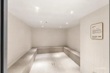 Property photo of 2202/12 Philip Avenue Broadbeach QLD 4218