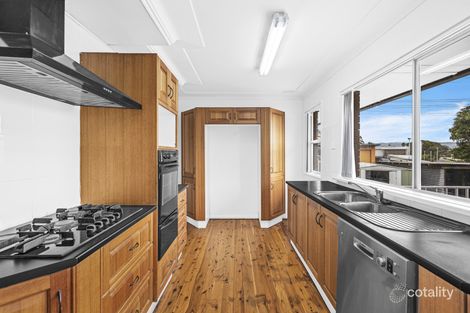 Property photo of 2 Devonshire Crescent Oak Flats NSW 2529