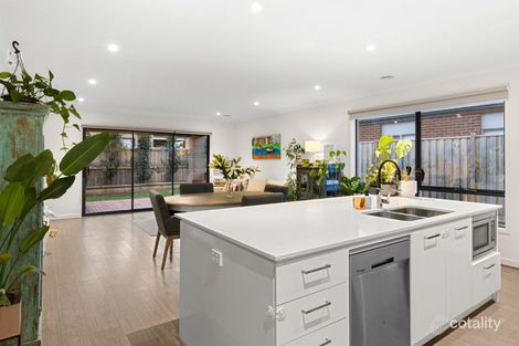 Property photo of 24 Lismore Street Armstrong Creek VIC 3217