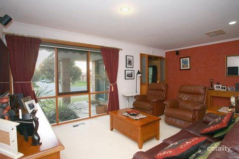 Property photo of 28 Rangeview Drive Skye VIC 3977