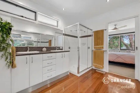 Property photo of 11 Bilbul Avenue Rosebud VIC 3939