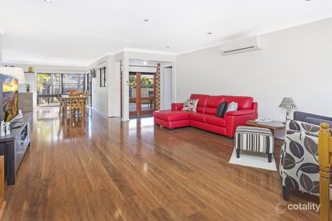 Property photo of 13 Hoskings Crescent Kiama Downs NSW 2533