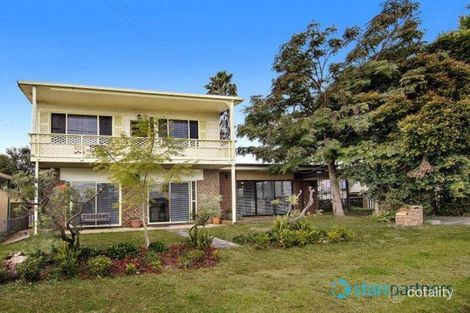 18 Ninth St, Warragamba, NSW 2752