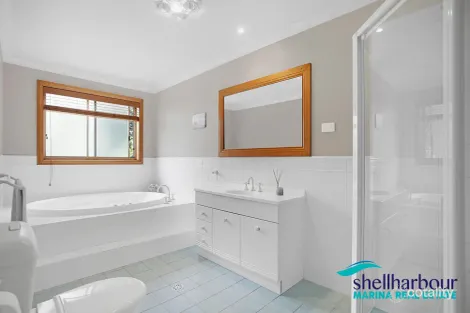 Property photo of 19 Ragamuffin Circuit Shell Cove NSW 2529