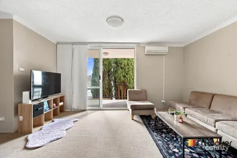 Property photo of 6/99 Canberra Avenue Griffith ACT 2603