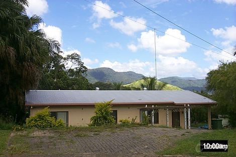 Property photo of 23 Lowanna Close White Rock QLD 4868