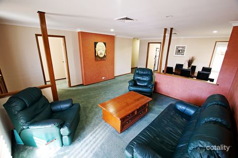 Property photo of 18 Pearce Place Narellan Vale NSW 2567