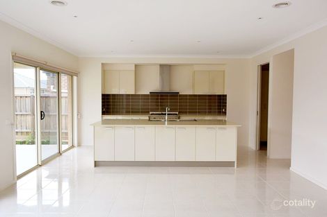 Property photo of 12 Pindaroi Court Tarneit VIC 3029