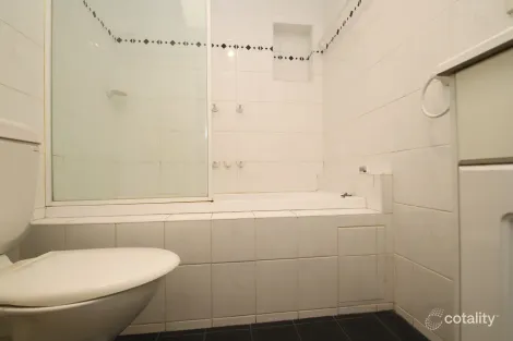 Property photo of 14 Georges Crescent Georges Hall NSW 2198