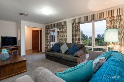 Property photo of 11 Hayride Lane Chirnside Park VIC 3116