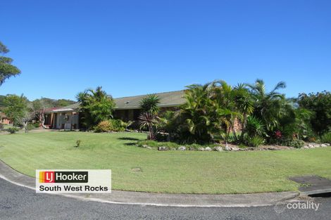 Property photo of 1 Oxley Place South West Rocks NSW 2431
