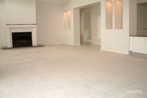 Property photo of 2 Arun Drive Arundel QLD 4214