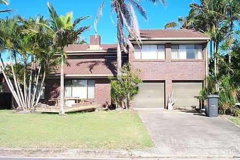 Property photo of 81 Elanora Avenue Pottsville NSW 2489