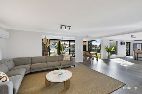 Property photo of 6 Cuttlefish Parade St Huberts Island NSW 2257