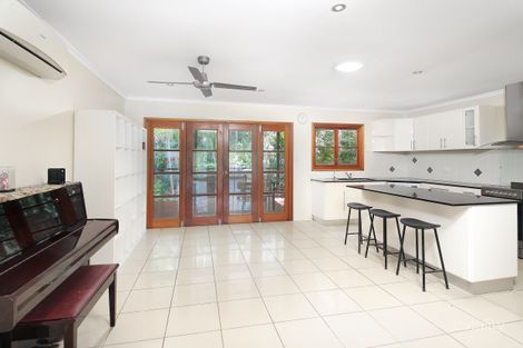 Property photo of 61 Dobbs Street Holland Park West QLD 4121