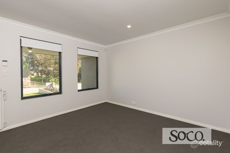 Property photo of 10 Arthurian Way Baldivis WA 6171