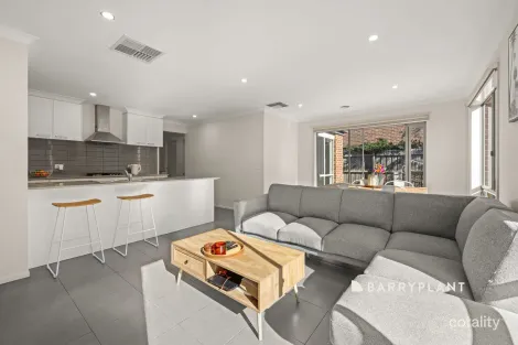 Property photo of 184 Alisma Boulevard Cranbourne North VIC 3977