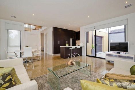 Property photo of 15 Kingham Street Newport VIC 3015