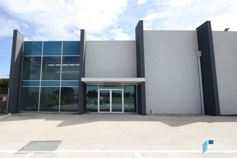 4/7-9 Westwood Dr, Ravenhall, VIC 3023