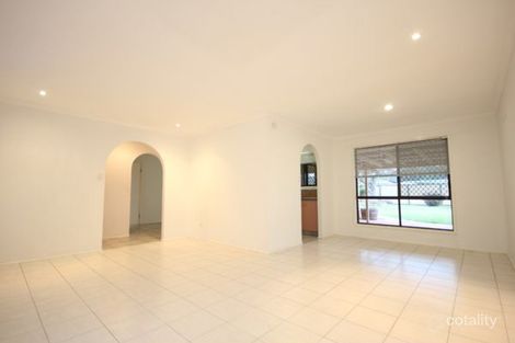 Property photo of 19 Staydar Crescent Meadowbrook QLD 4131