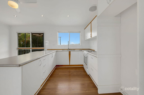 Property photo of 9 Sayre Crescent Boyne Island QLD 4680