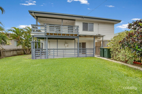 Property photo of 9 Sayre Crescent Boyne Island QLD 4680
