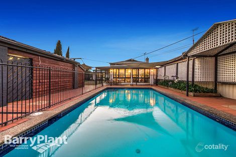 Property photo of 17 Edward Street Deer Park VIC 3023