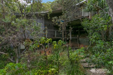 Property photo of 32 Samarinda Way Point Lookout QLD 4183