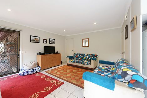 Property photo of 6 Bridgewater Way Rowville VIC 3178