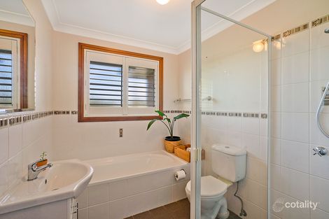 Property photo of 32 Tipperary Drive Ashtonfield NSW 2323