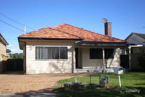 28 Sunny Cres, Punchbowl, NSW 2196