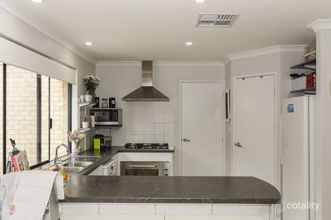 Property photo of 3 Brammall Bend Aveley WA 6069