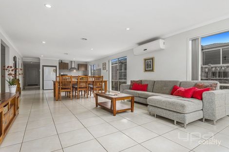 Property photo of 35 Pinrush Road Brookfield VIC 3338