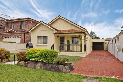 10 Barnes Ave, Earlwood, NSW 2206