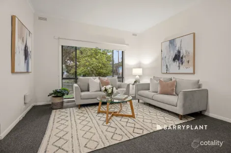 Property photo of 56 Lampard Road Drouin VIC 3818