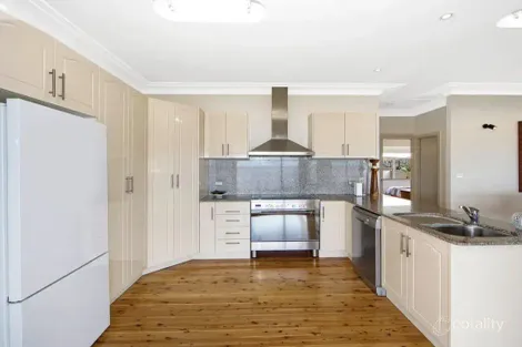 Property photo of 30 Coral Crescent Pearl Beach NSW 2256