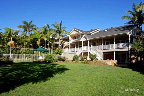 Property photo of 8 Riverston Court Carindale QLD 4152