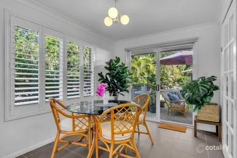 Property photo of 5 Gregwal Court Oxley QLD 4075