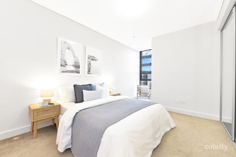 Property photo of 810/13-17 Verona Drive Wentworth Point NSW 2127