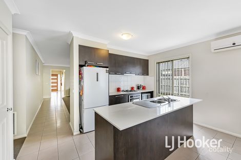 Property photo of 19 Sweet Pea Drive Pakenham VIC 3810