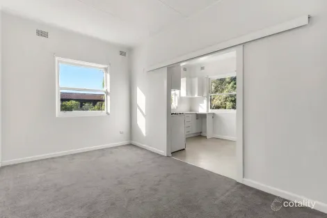 1/28 Wilson Pde, Heathcote, NSW 2233