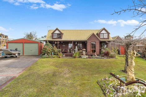 Property photo of 2 Ibis Court Blind Bight VIC 3980