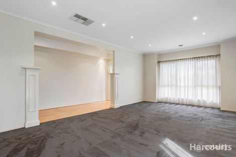 Property photo of 36 Chatswood Drive Narre Warren South VIC 3805